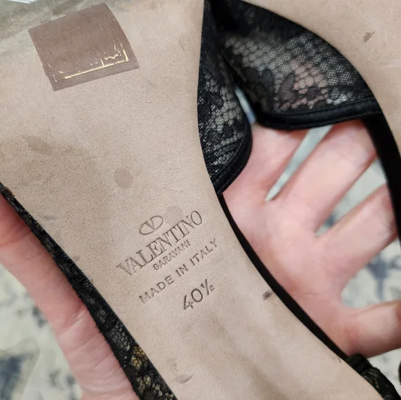 Valentino Garavani Satin Lace Heels - Picture 12 of 13
